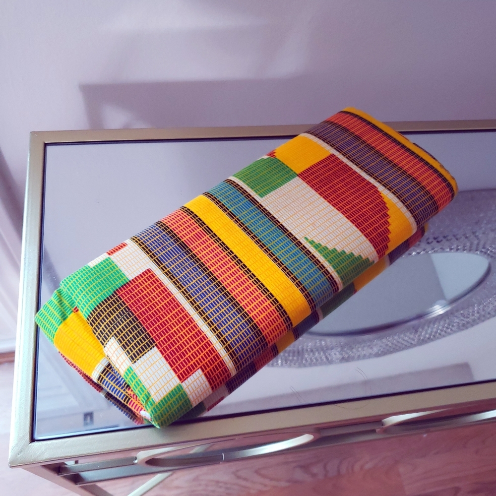 Multi-Color Clutch - Picture 4 of 5